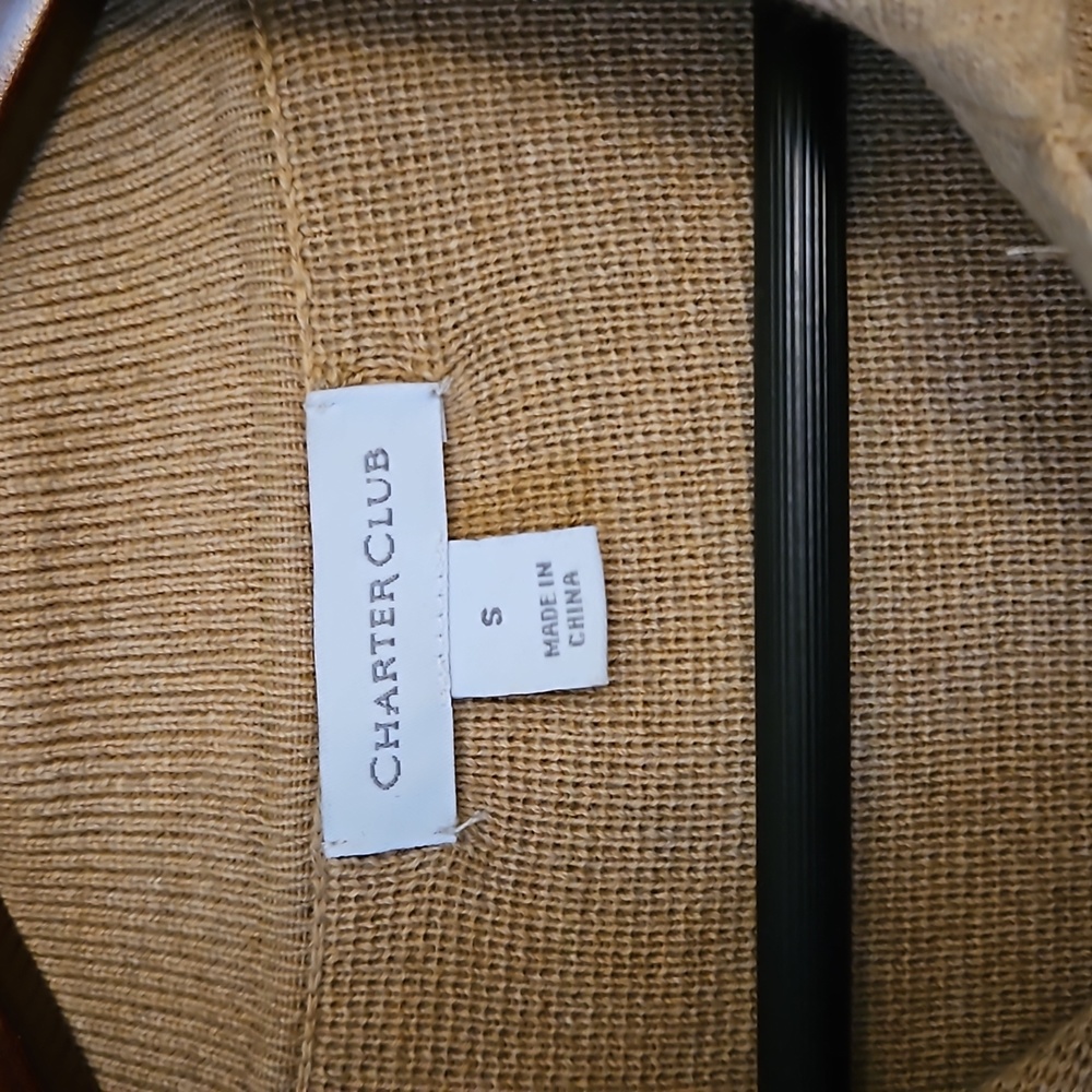 Lady Jacket/Cardigan - Picture 2 of 4